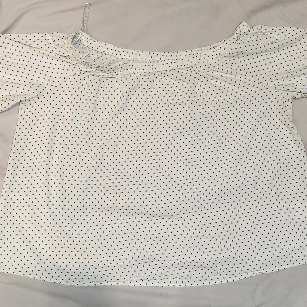 Plus size off shoulder cap sleeved shirt